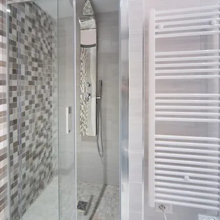 Apartment Palazzo Ricca Guarducci 1 *